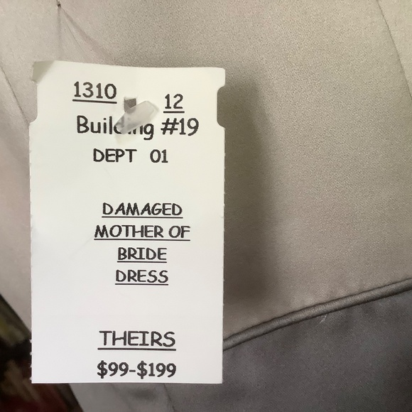 Jim Hjelm Occasions Special Occasion Dress Gown Beige Size Small - Picture 10 of 12